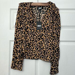 Women’s Leopard DKNY extra small blouse